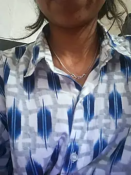 Snapshot of annu098 chatting on March 9, 6:11 pm annu098 online show from March 9, 6:11 pm