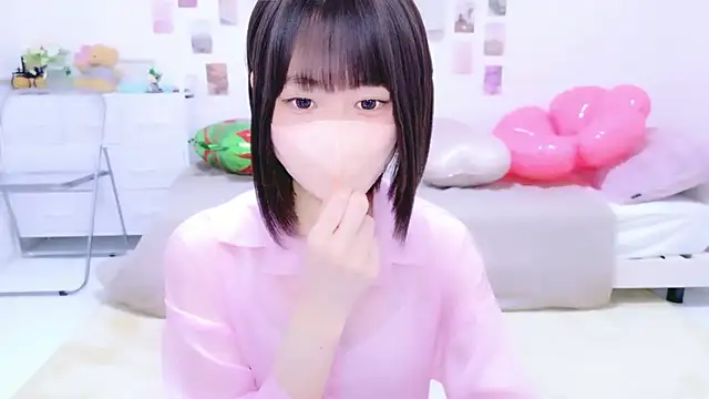 Im Yu-na online show from April 4, 8:28 pm