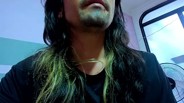 Dandrade789 online show from October 22, 8:30 pm