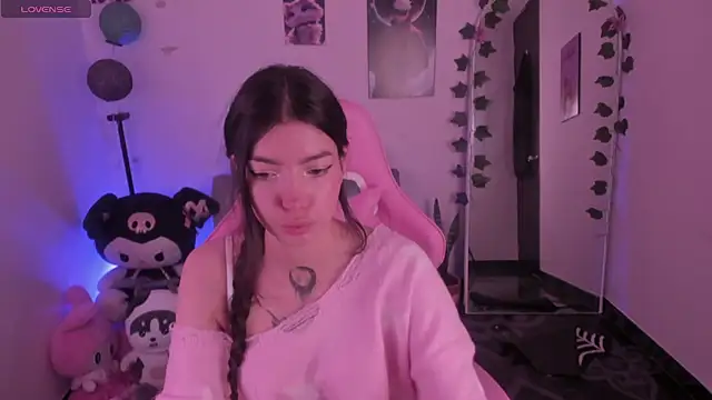 Snapshot of cami_mila9 chatting on November 14, 7:34 pm cami mila9 online show from November 14, 7:34 pm