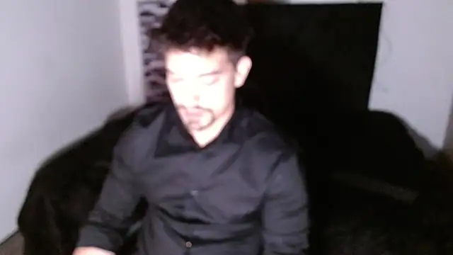 Snapshot of Ian_Daviz chatting on February 13, 2:07 am Ian Daviz online show from February 13, 2:07 am