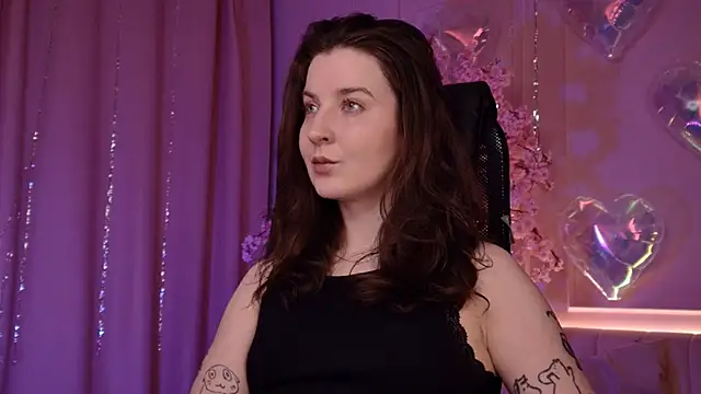 Snapshot of JackieByrd chatting on February 22, 4:05 pm JackieByrd online show from February 22, 4:05 pm