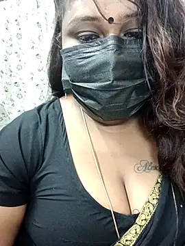 Snapshot of simran21 chatting on March 8, 6:37 pm simran21 online show from March 8, 6:37 pm