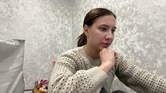 Snapshot of AnneBall chatting on December 21, 12:38 pm AnneBall online show from December 21, 12:38 pm