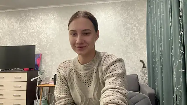 Snapshot of AnneBall chatting on December 23, 12:52 pm AnneBall online show from December 23, 12:52 pm