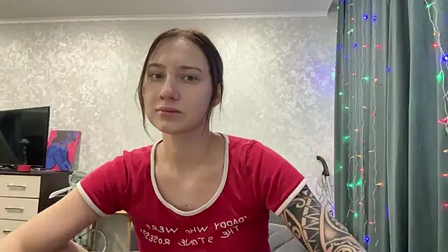 Snapshot of AnneBall chatting on December 24, 10:01 am AnneBall online show from December 24, 10:01 am