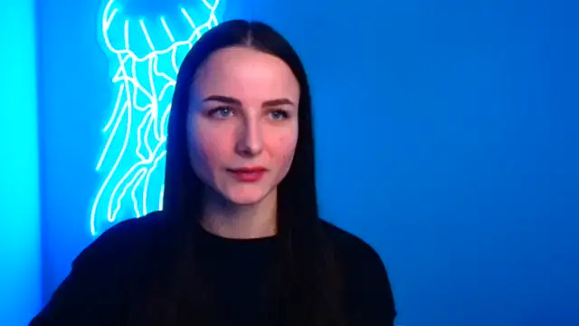 Eva Janee online show from February 17, 9:35 am