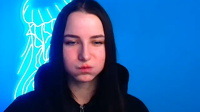 Eva Janee online show from March 5, 6:44 am