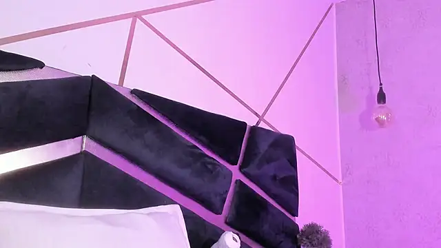 Snapshot of Charlie_Williams chatting on January 22, 8:28 pm Charlie Williams online show from January 22, 8:28 pm