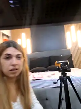 EvaaLovia1 online show from February 21, 1:34 pm