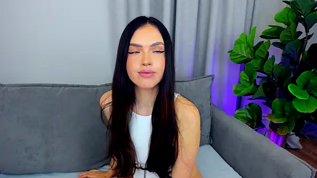 Snapshot of sexyangeloux chatting on October 11, 7:56 pm sexyangeloux online show from October 11, 7:56 pm