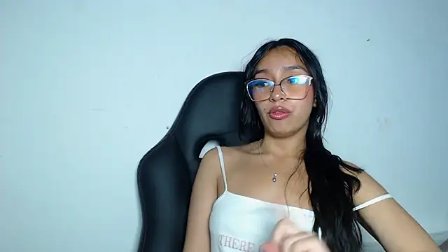 Snapshot of Stefanygp chatting on March 13, 6:01 pm Stefanygp online show from March 13, 6:01 pm