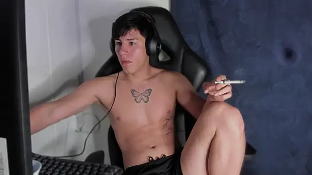 Snapshot of krizia7 chatting on March 21, 5:00 am krizia7 online show from March 21, 5:00 am