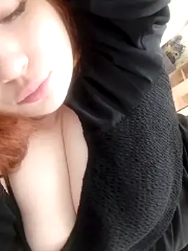 Snapshot of HaleyRoute chatting on November 5, 3:56 pm HaleyRoute online show from November 5, 3:56 pm