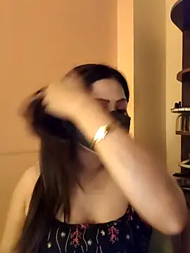 Snapshot of deepu_urs chatting on February 11, 2:33 pm deepu urs online show from February 11, 2:33 pm