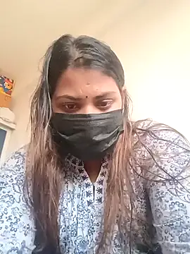 Hotmilfxox online show from December 8, 7:47 am