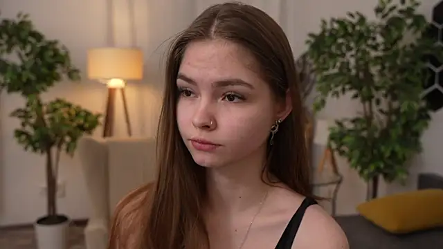 CherrylReid online show from December 14, 8:18 pm