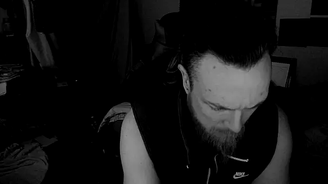 H1gh Fr3qu3ncy online show from December 4, 5:49 am