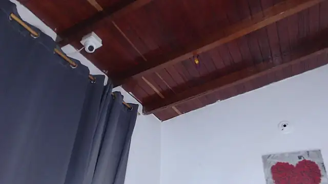 Amara Red online show from October 8, 10:57 am