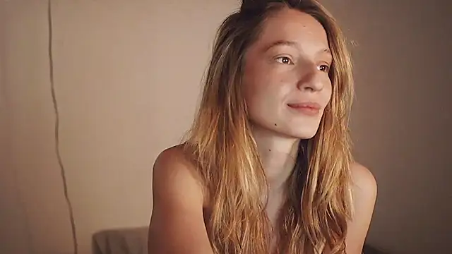 Stephany talks online show from March 1, 12:39 am