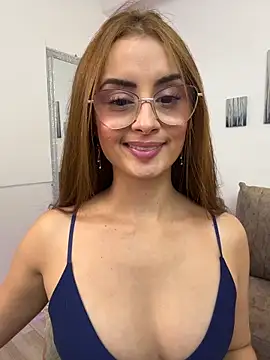 MiaaLoren online show from February 6, 5:05 pm