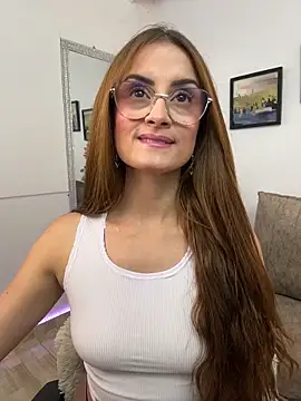 Snapshot of MiaaLoren chatting on June 9, 7:58 pm MiaaLoren online show from June 9, 7:58 pm