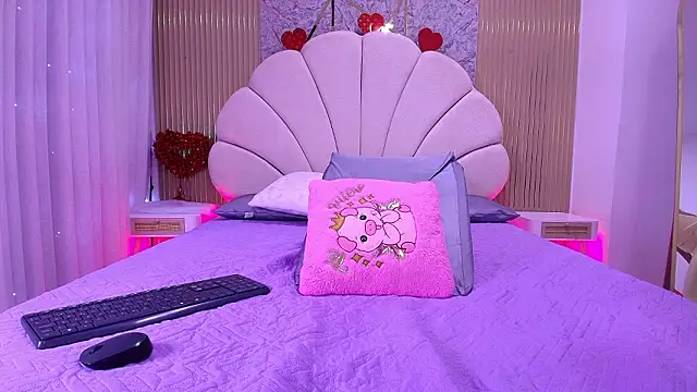 nata luna online show from February 26, 7:24 pm