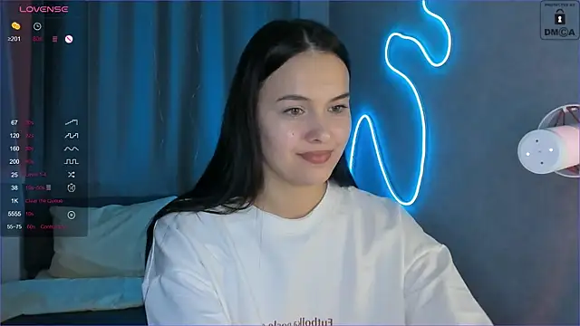 Snapshot of _Sweetie_ chatting on January 22, 4:02 pm Sweetie online show from January 22, 4:02 pm