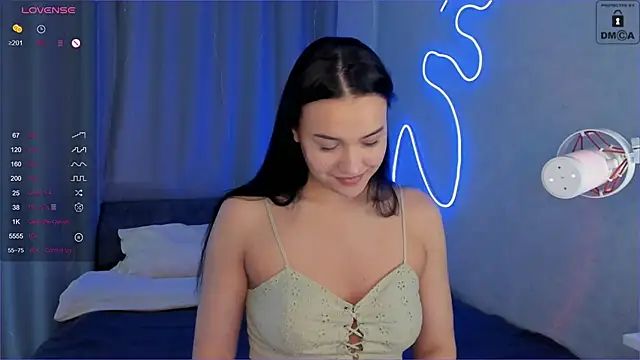 Snapshot of _Sweetie_ chatting on January 25, 7:49 am Sweetie online show from January 25, 7:49 am