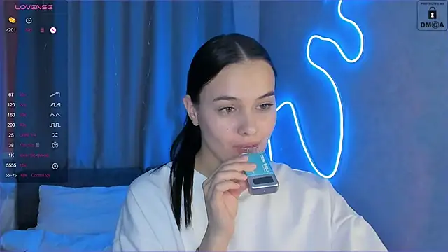 Snapshot of _Sweetie_ chatting on January 30, 12:18 am Sweetie online show from January 30, 12:18 am