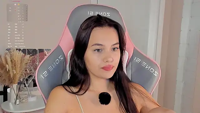 Snapshot of _Sweetie_ chatting on September 22, 4:53 pm Sweetie online show from September 22, 4:53 pm