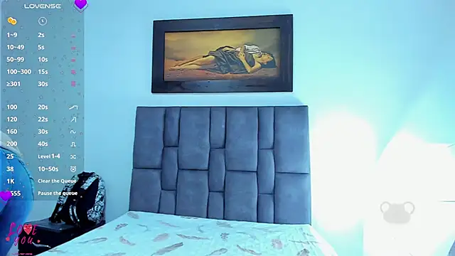 Snapshot of Vahiolet_smith chatting on February 17, 3:25 am Vahiolet smith online show from February 17, 3:25 am