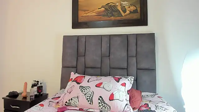 Vahiolet smith online show from March 5, 3:13 am