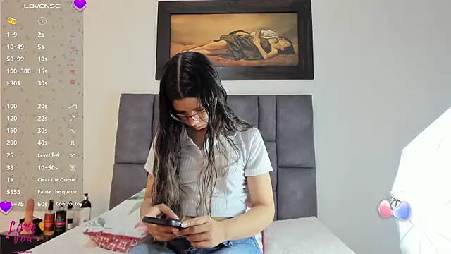 Vahiolet smith online show from March 19, 3:54 am