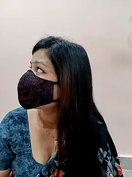 Snapshot of payal_sharma1 chatting on March 1, 2:15 am payal sharma1 online show from March 1, 2:15 am