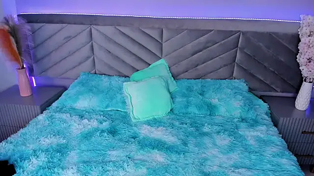 Snapshot of Ary_thompson__ chatting on December 18, 8:36 pm Ary thompson online show from December 18, 8:36 pm