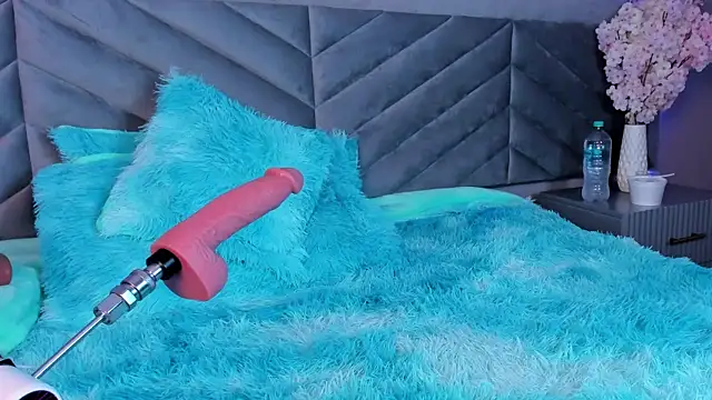 Snapshot of Ary_thompson__ chatting on December 29, 9:30 pm Ary thompson online show from December 29, 9:30 pm