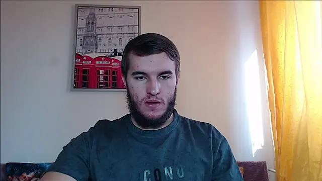 Snapshot of defuego_ chatting on February 17, 9:13 am defuego online show from February 17, 9:13 am