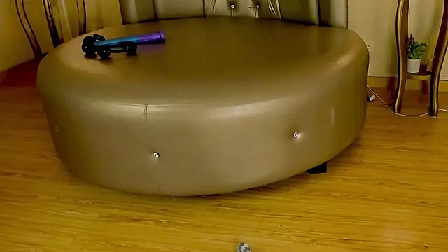 Colors-xx online show from November 23, 8:36 am