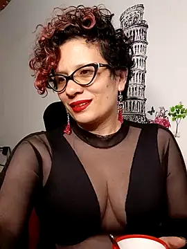 Snapshot of Daneshka_naughty chatting on December 19, 2:56 am Daneshka naughty online show from December 19, 2:56 am