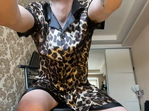 Mike severi2 online show from April 2, 11:41 am