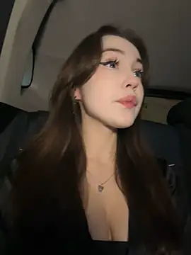 Snapshot of Peachy_Dream chatting on December 21, 9:58 pm Peachy Dream online show from December 21, 9:58 pm