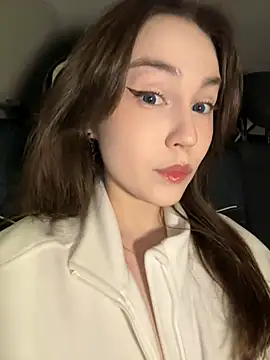 Snapshot of Peachy_Dream chatting on February 21, 9:32 pm Peachy Dream online show from February 21, 9:32 pm