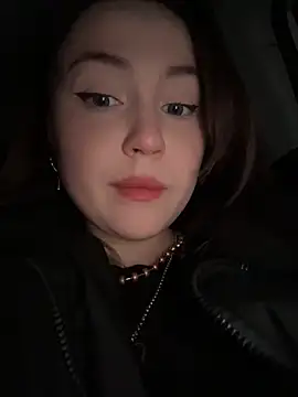 Peachy Dream online show from February 5, 6:01 pm