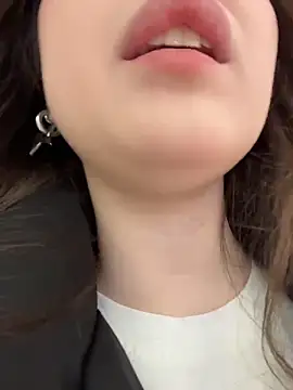 Peachy Dream online show from February 27, 5:13 pm