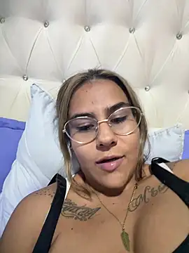 MartinaWestt online show from March 31, 1:51 am