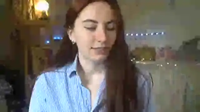 Snapshot of Ember_sweet chatting on March 26, 9:04 am Ember sweet online show from March 26, 9:04 am