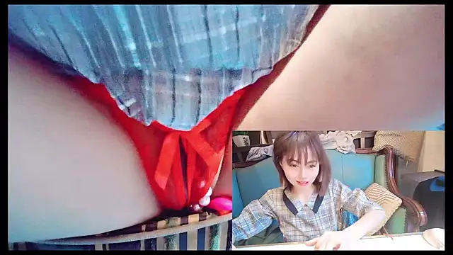 Snapshot of Aster_Hoa chatting on February 11, 10:15 am Aster Hoa online show from February 11, 10:15 am