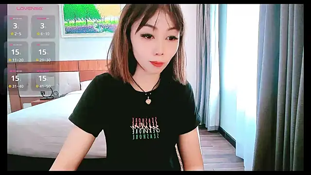 Aster Hoa online show from November 18, 2:39 am