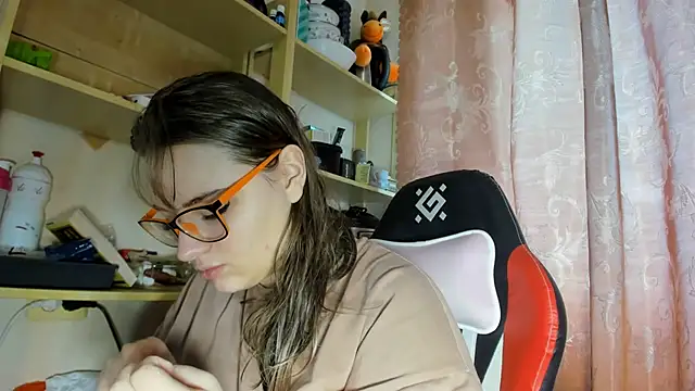 Snapshot of Seductive_She_Wolf chatting on February 26, 10:47 am Seductive She Wolf online show from February 26, 10:47 am